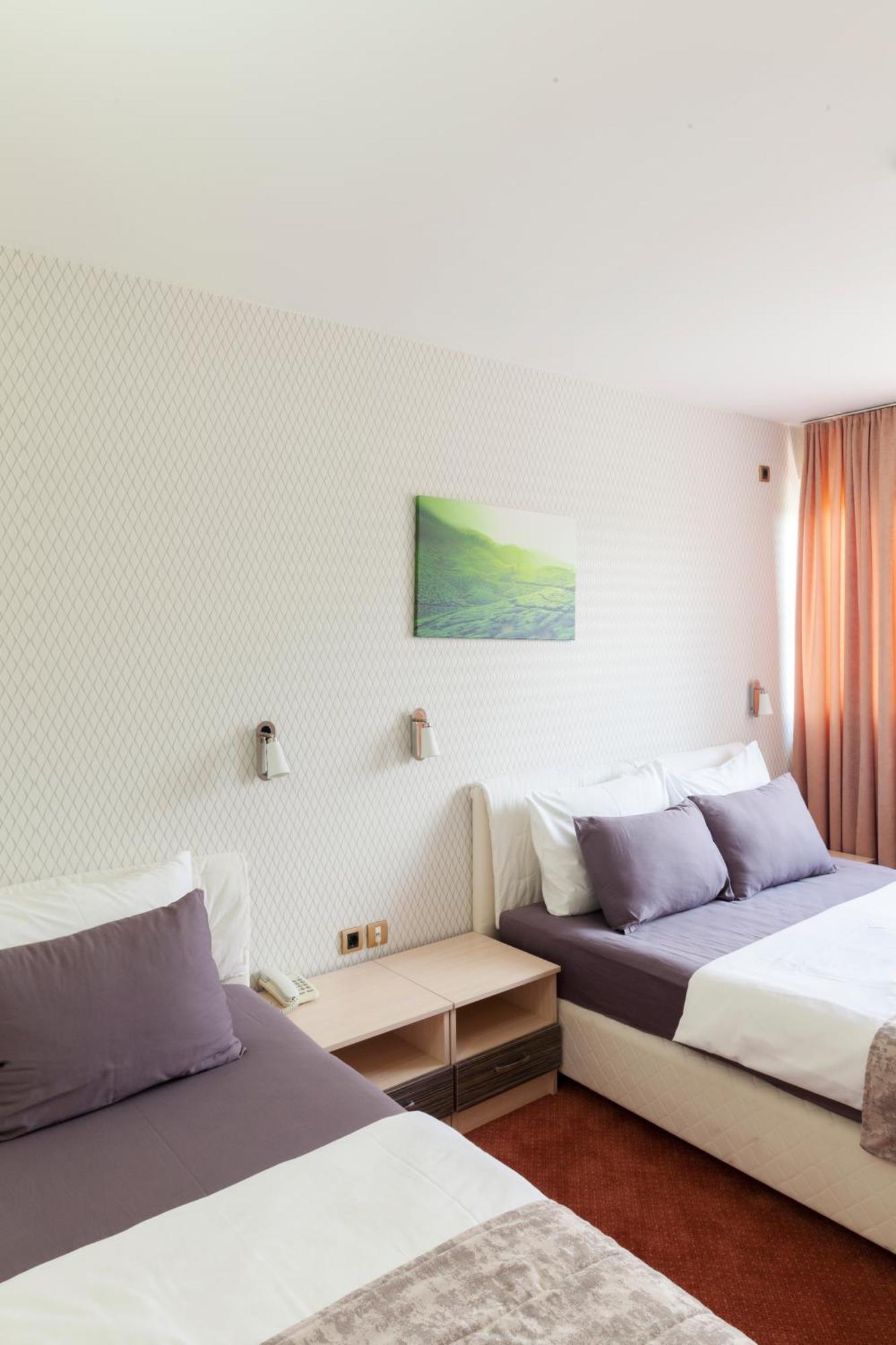 Hotel Livade Čačak Eksteriør bilde